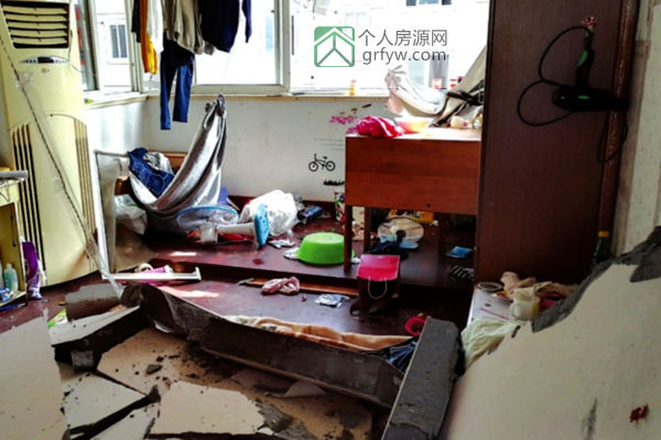 苏州莲花新村群租房爆炸现场墙体坍塌