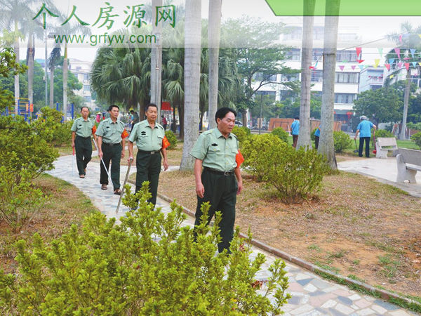 银屋花园小区组建巡防队和业主志愿者队伍