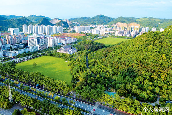 柳州土地拍卖马鹿山板块一角俯瞰