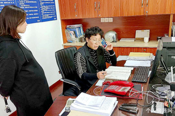 中国好人太湖花园小区业委会副主任李小英